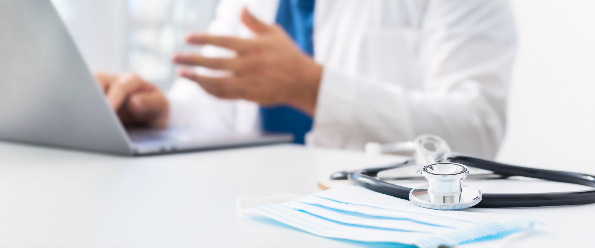 5-Tips-for-Selecting-the-Right-EHR